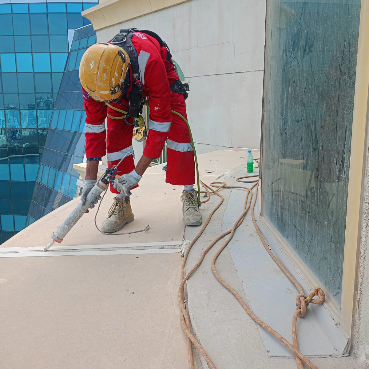 Maintenance work | Al Bassam Tower, Sharjah - Abu Hail Technical Services